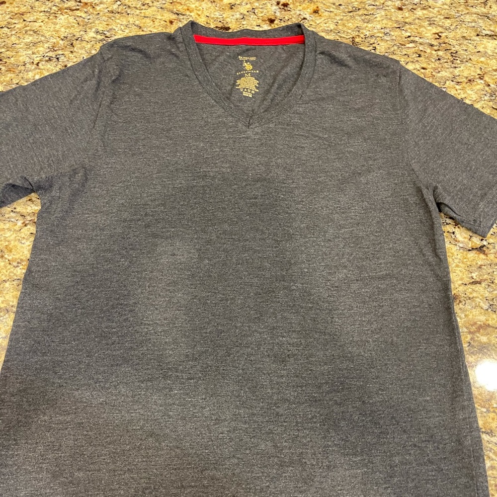 Polo assn. v-neck T-shirt